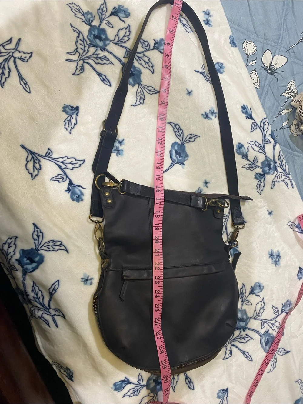 Bed Stu Tahiti Black/Dark Brown Leather Crossbody Bag with Brass Hardware - Picture 13 of 16